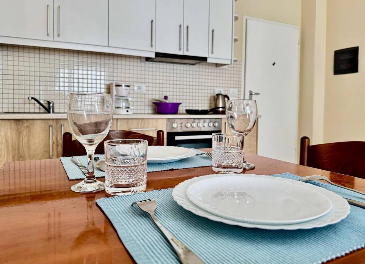 Your Comfy Apartment Sarandë Exteriör bild