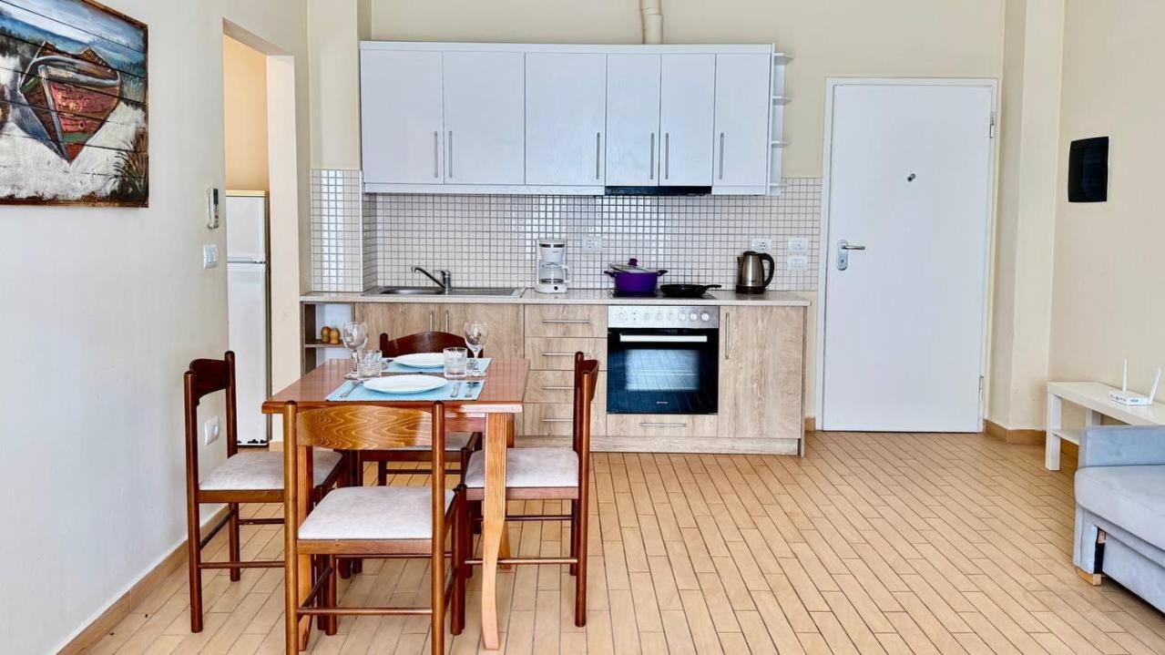 Your Comfy Apartment Sarandë Exteriör bild